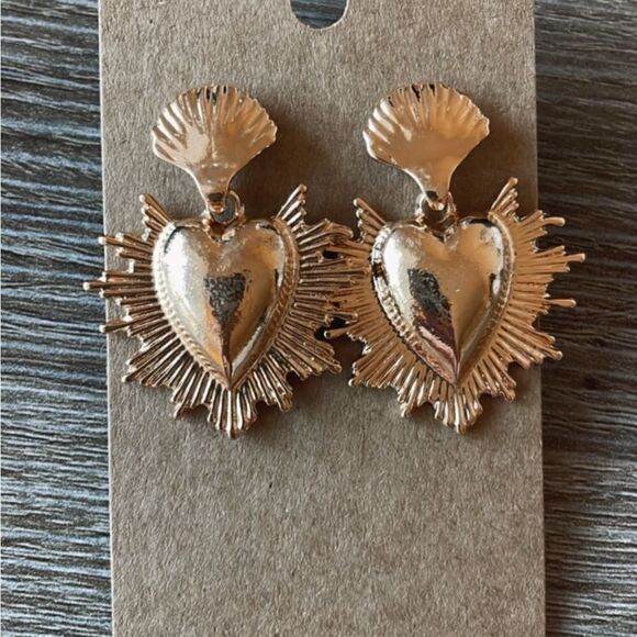 Heart shape earrings A16 - Picture 5 of 6